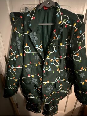 Holiday Time Dark Green Blazer & Pants Set with Multi-Color Holiday Lights